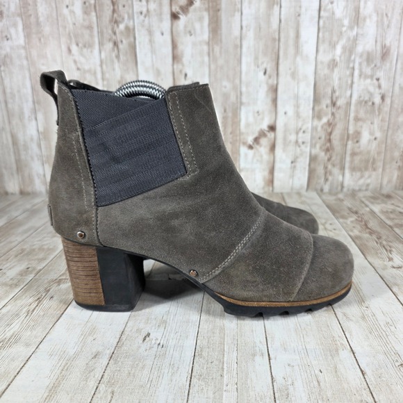 Sorel Womens Ankle Boots Gray Suede Leather Pull On Heel Booties Size 9 - Picture 1 of 8